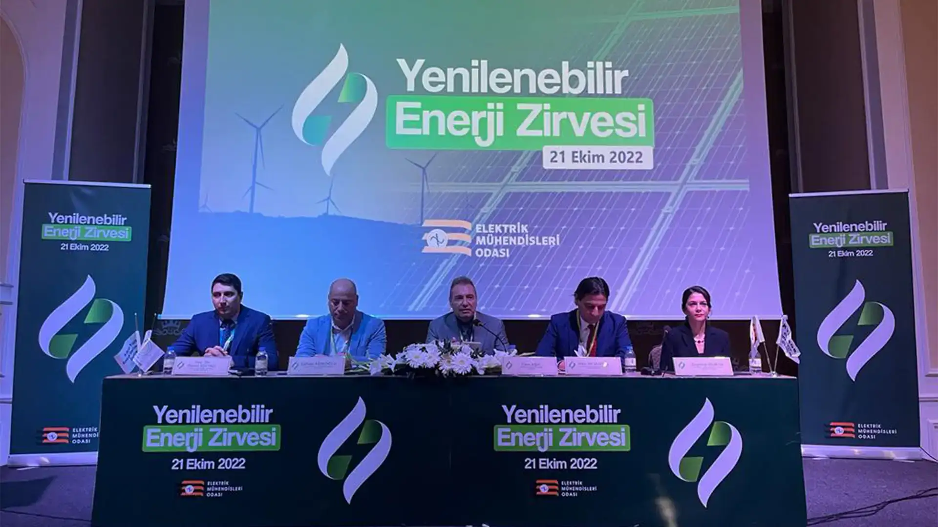 Kıbrıs EMO Organizasyonu "Yenilenebilir Enerji Zirvesi"